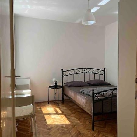 Central Home In Belgrade Luaran gambar